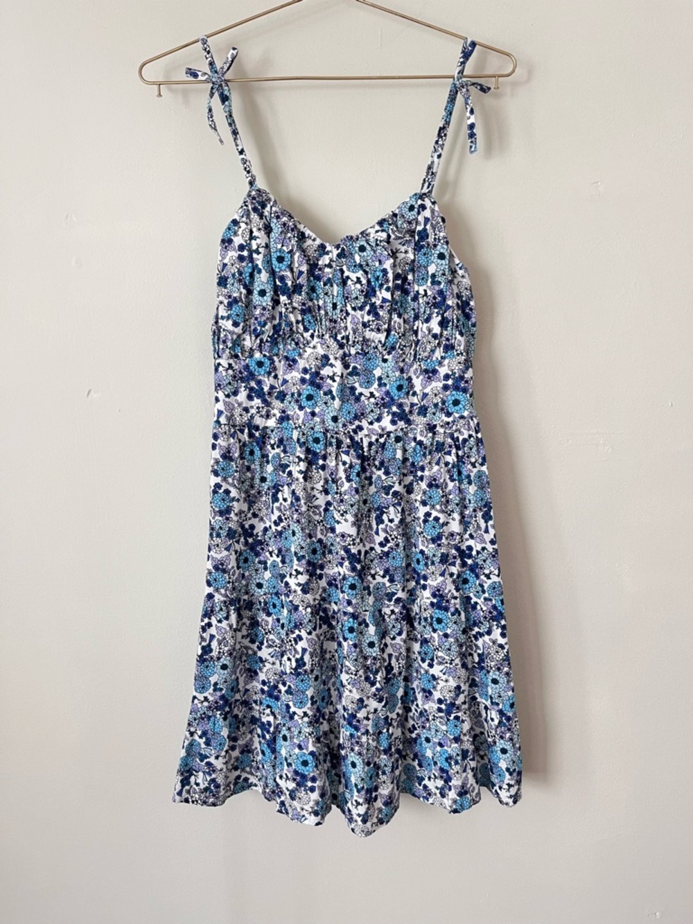 Japna Blue and White Floral Cottagecore feminine Smocked Sundress size M